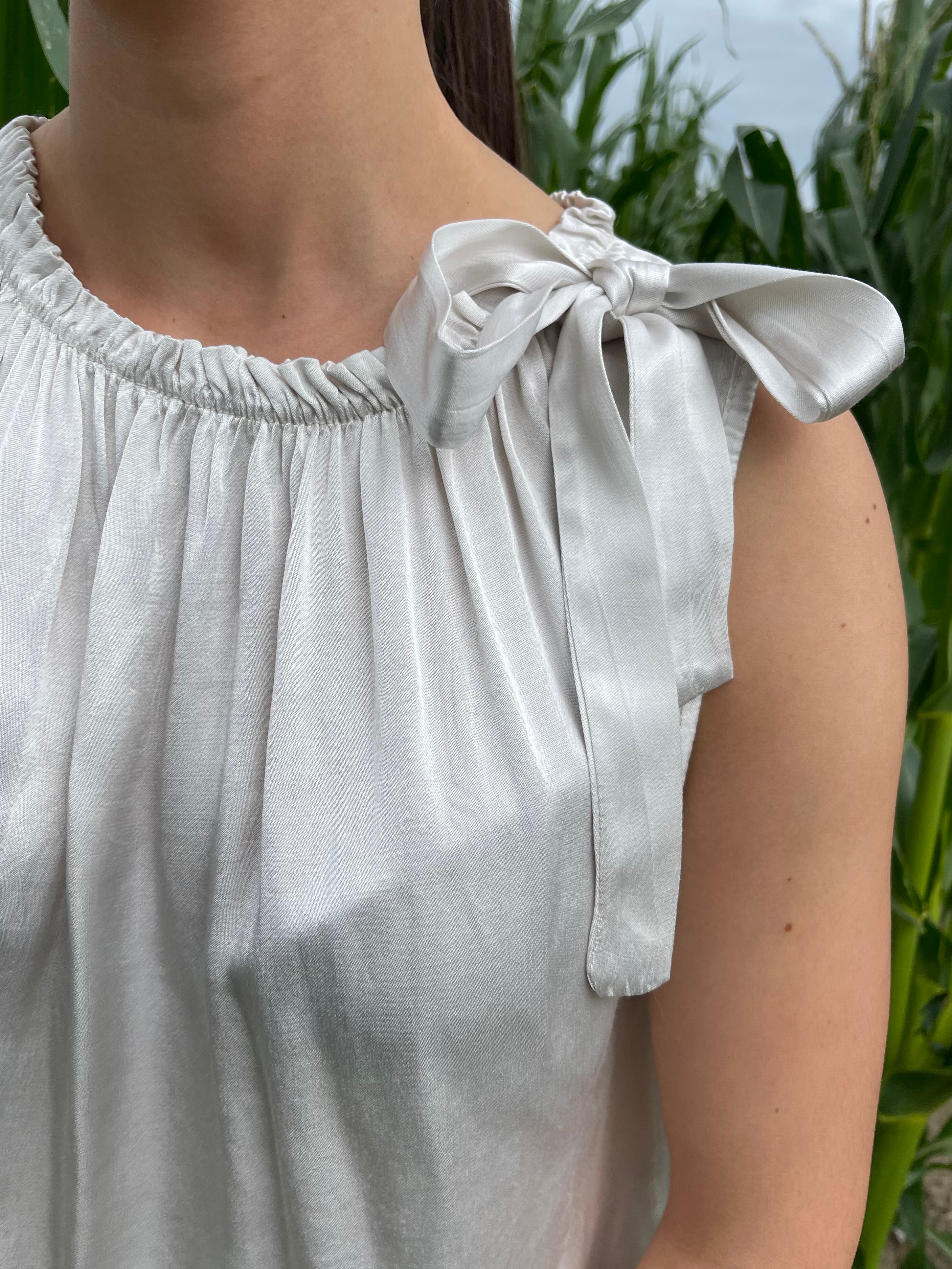 Top | BLESINE | Beige