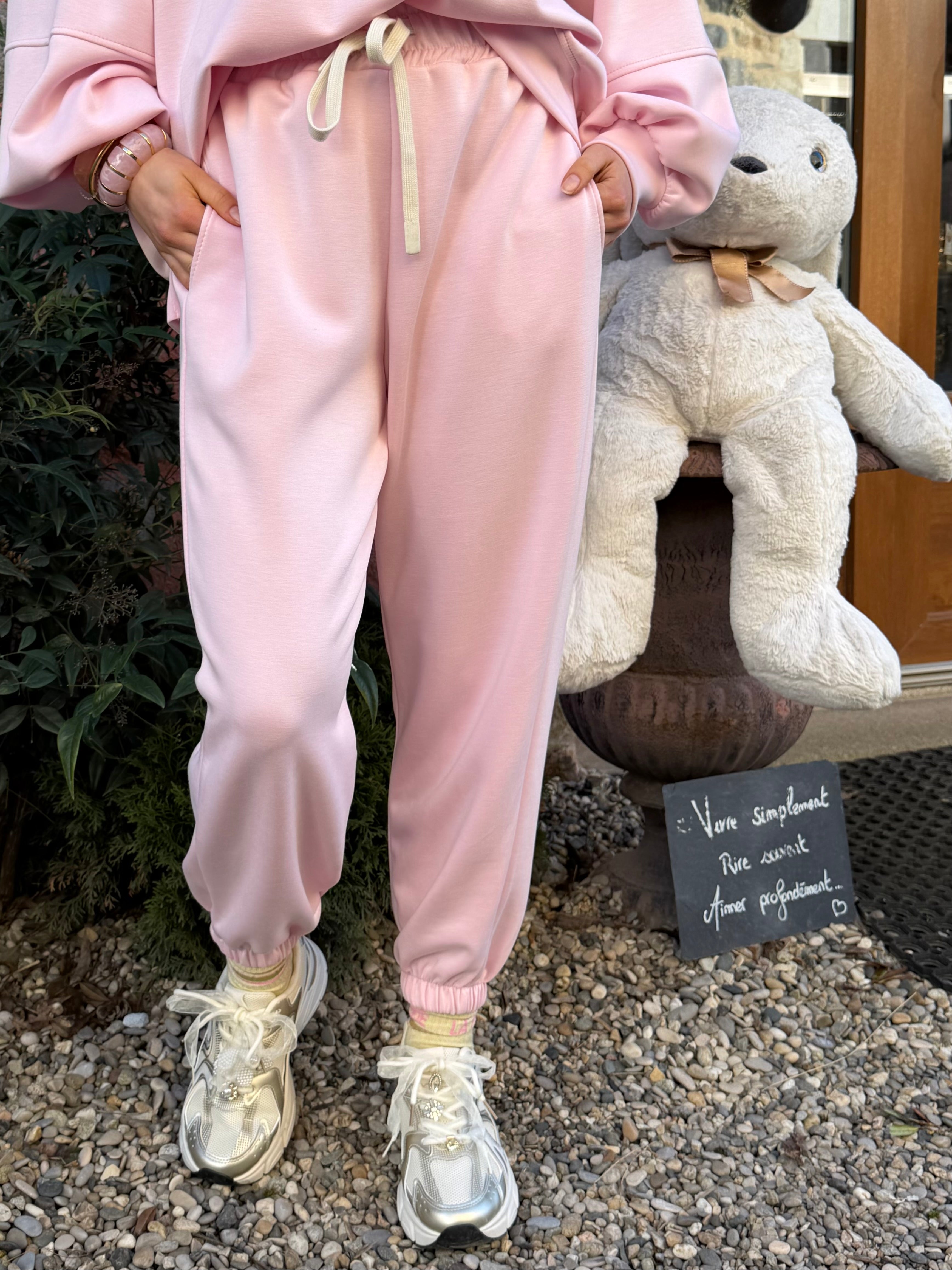 Ensemble | ROSELA | Rose